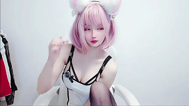 Snapshot of Niya-Nyan chatting on 04/15/26, 10:22 Niya-Nyan online show from 04/15/26, 10:22