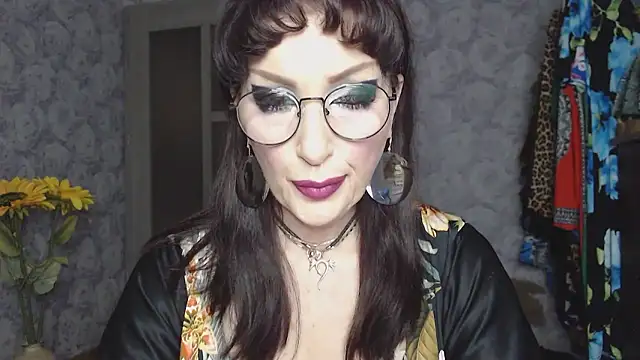 Aziza1 online show from 04/06/26, 03:02