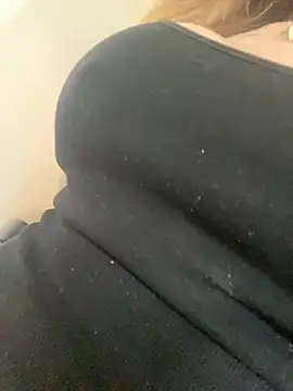 Etwas neugierig online show from 02/12/25, 10:24