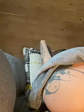 Etwas neugierig online show from 02/23/25, 07:00