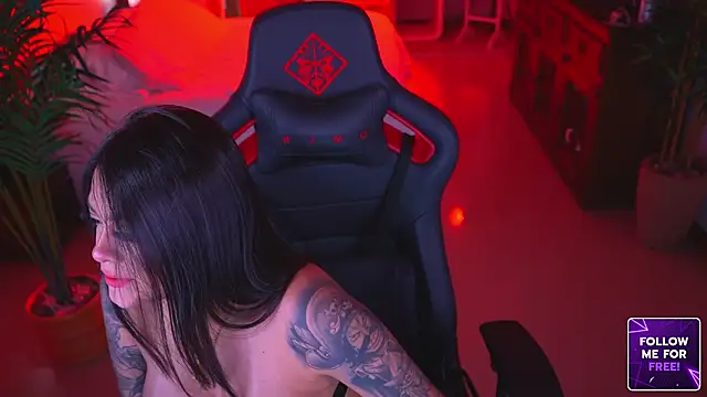 ambarEvans online show from 02/02/26, 01:04