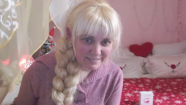 SunnySylvia online show from 01/02/25, 05:07