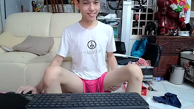 Snapshot of andrewooi chatting on 01/04/25, 05:37 andrewooi online show from 01/04/25, 05:37