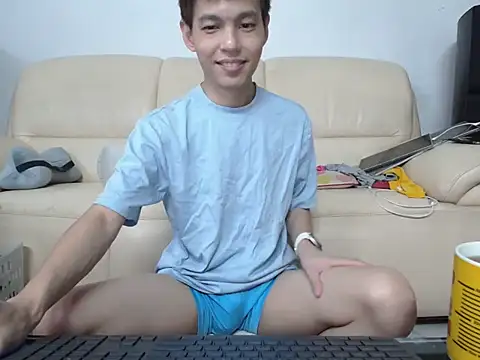 Snapshot of andrewooi chatting on 06/20/26, 08:06 andrewooi online show from 06/20/26, 08:06