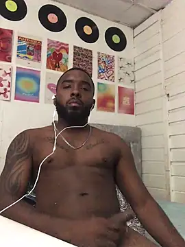 livepro online show from 11/10/25, 02:16