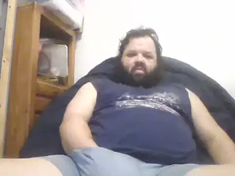 Snapshot of Strongbutgentle36 chatting on 12/30/24, 06:42 Strongbutgentle36 online show from 12/30/24, 06:42