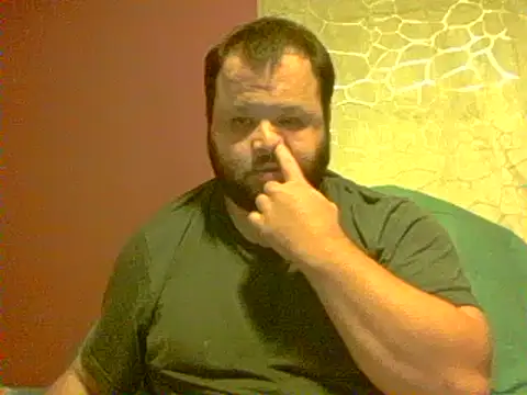 Snapshot of Strongbutgentle36 chatting on 09/23/25, 08:50 Strongbutgentle36 online show from 09/23/25, 08:50