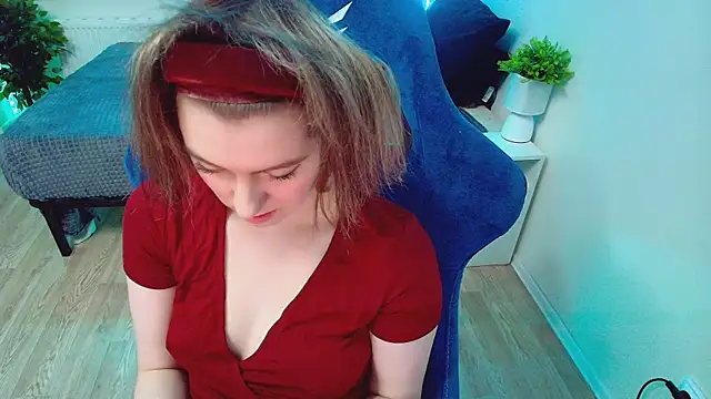 CranberryHot online show from 12/20/25, 09:22