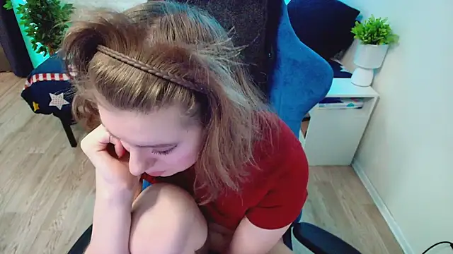 CranberryHot online show from 03/26/26, 05:35