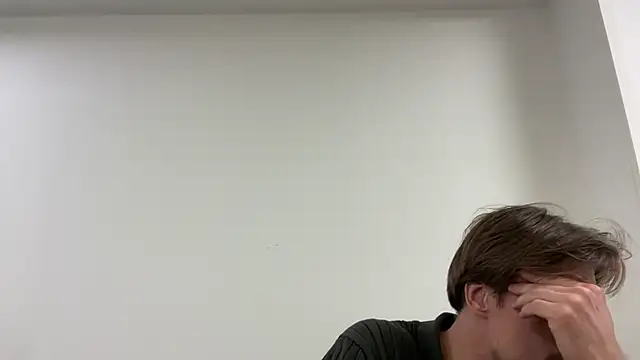 fmodel online show from 03/09/26, 03:38