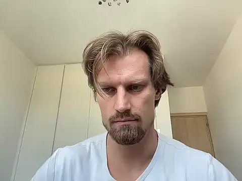 fmodel online show from 04/23/26, 10:25