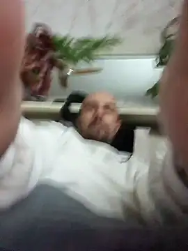 Snapshot of spidrman8 chatting on 02/11/26, 11:37 spidrman8 online show from 02/11/26, 11:37