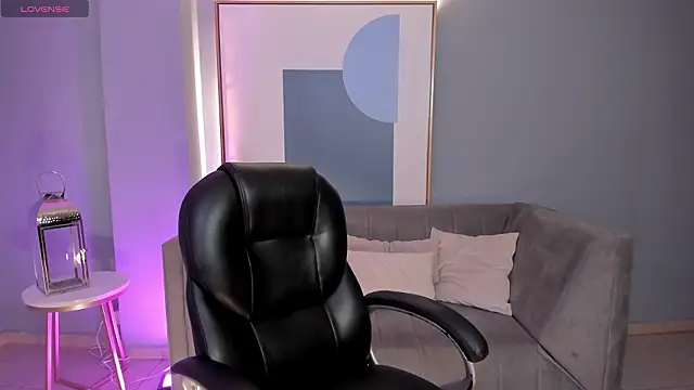 MorganHicks online show from 02/02/26, 07:23