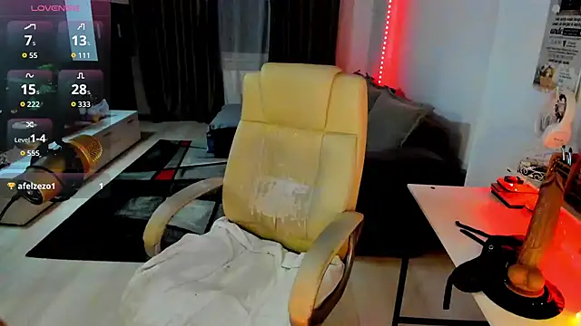 Snapshot of Miss_kay1111 chatting on 11/16/25, 04:56 Miss kay1111 online show from 11/16/25, 04:56