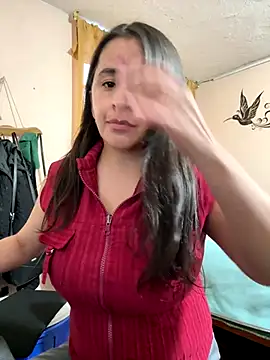 latinfemale online show from 11/17/25, 10:26