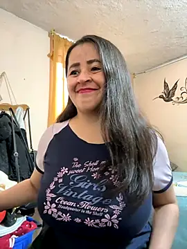 latinfemale online show from 11/27/25, 08:44