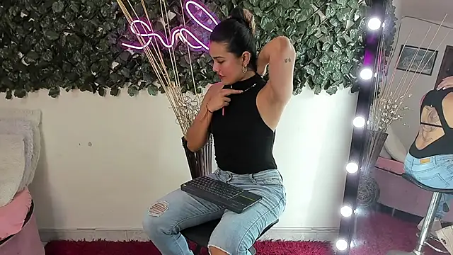 DestinyHills online show from 09/25/25, 12:20