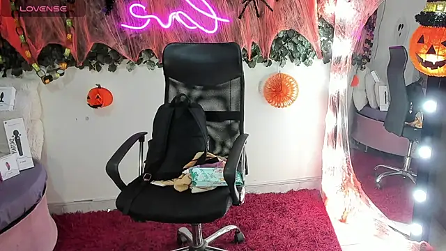 DestinyHills online show from 10/20/25, 12:05