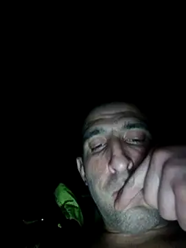 Snapshot of ZDRAVKICH chatting on 12/31/24, 01:04 ZDRAVKICH online show from 12/31/24, 01:04