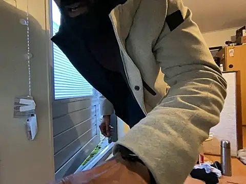 Snapshot of FullnighterBBC_NL chatting on 12/21/24, 08:18 FullnighterBBC NL online show from 12/21/24, 08:18