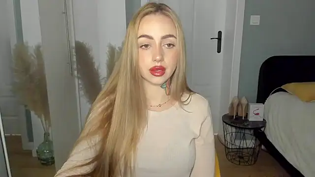 sexyCoralie online show from 05/09/26, 06:51