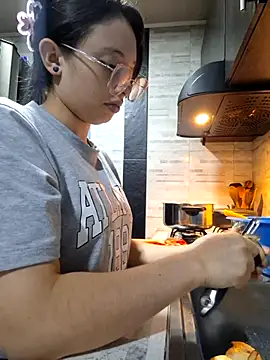 linda-schmidt online show from 09/29/25, 07:19