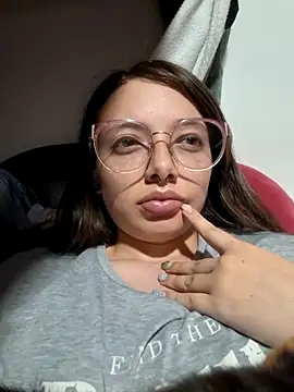 linda-schmidt online show from 10/04/25, 02:09