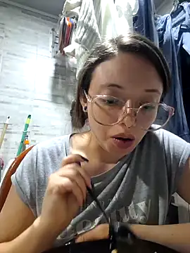 linda-schmidt online show from 10/10/25, 09:47