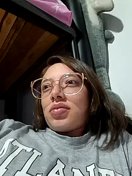 linda-schmidt online show from 05/25/26, 02:17