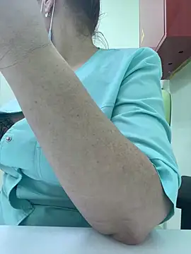 Snapshot of Alice_Sweetyyy chatting on 01/14/25, 01:17 Alice Sweetyyy online show from 01/14/25, 01:17