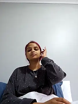 Snapshot of DirtySnowball69 chatting on 10/15/25, 11:32 DirtySnowball69 online show from 10/15/25, 11:32