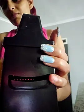 Snapshot of DirtySnowball69 chatting on 12/17/25, 10:43 DirtySnowball69 online show from 12/17/25, 10:43