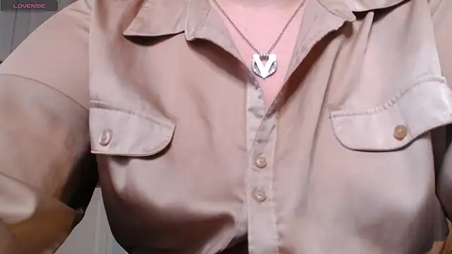 Snapshot of HotTiffani chatting on 01/24/25, 11:59 HotTiffani online show from 01/24/25, 11:59