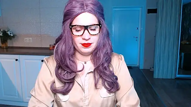 Snapshot of HotTiffani chatting on 09/18/25, 03:58 HotTiffani online show from 09/18/25, 03:58