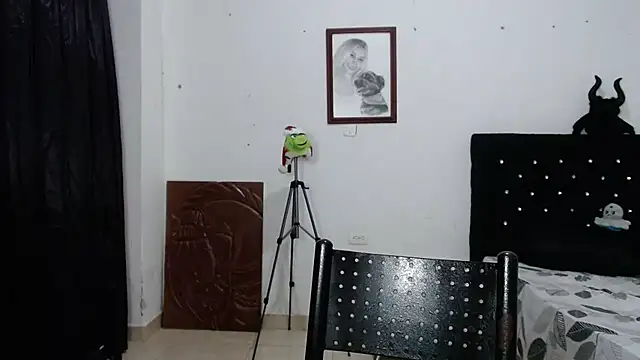 venuz mendoza20 online show from 12/20/25, 12:56