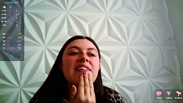 Snapshot of jerryandjessica chatting on 10/04/25, 06:28 jerryandjessica online show from 10/04/25, 06:28