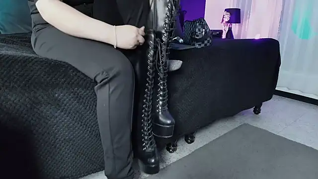  Jade 16 online show from 11/27/25, 11:56