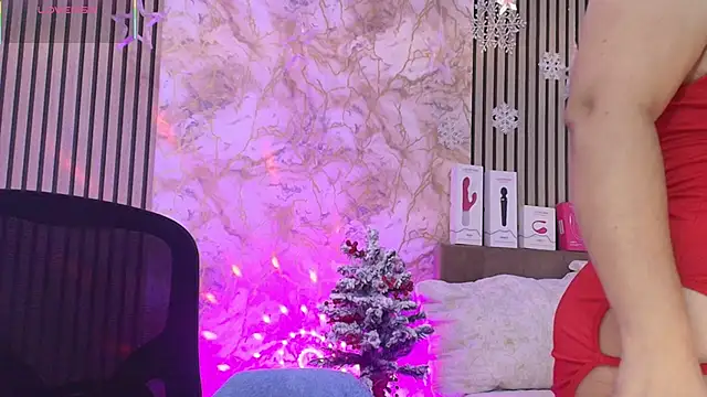 JuliRamirez online show from 12/15/25, 11:25