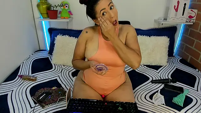 rukminilatin online show from 05/20/26, 06:19
