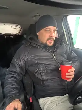 Snapshot of DanielOhCool chatting on 12/06/24, 11:33 DanielOhCool online show from 12/06/24, 11:33