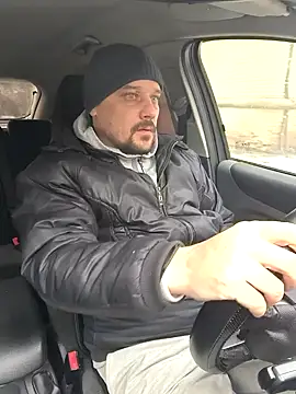 Snapshot of DanielOhCool chatting on 02/06/25, 10:59 DanielOhCool online show from 02/06/25, 10:59