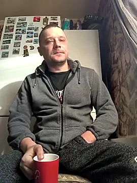 Snapshot of DanielOhCool chatting on 02/19/25, 06:33 DanielOhCool online show from 02/19/25, 06:33