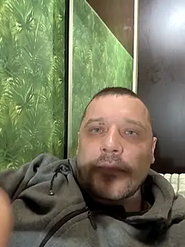 Snapshot of DanielOhCool chatting on 02/26/25, 06:32 DanielOhCool online show from 02/26/25, 06:32