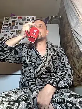 DanielOhCool online show from 03/16/26, 05:13