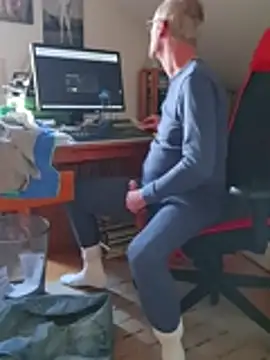 BerndisCam online show from 12/01/25, 02:33