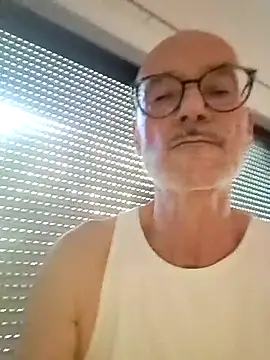 BerndisCam online show from 07/03/26, 04:35