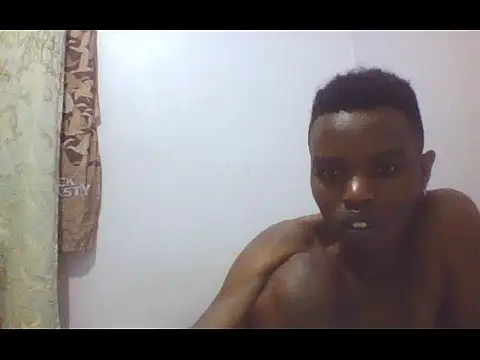 Snapshot of sluutygirl chatting on 10/31/25, 04:52 sluutygirl online show from 10/31/25, 04:52