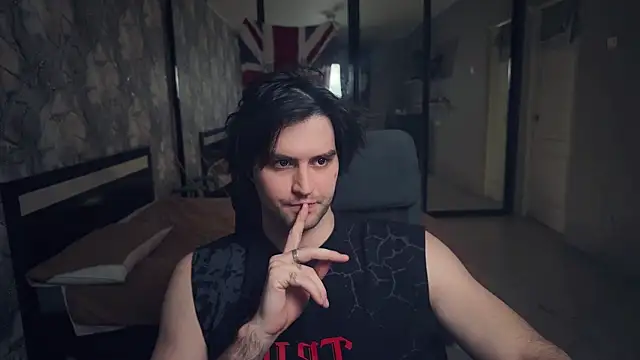 Snapshot of keanu_reevez chatting on 12/06/24, 02:17 keanu reevez online show from 12/06/24, 02:17