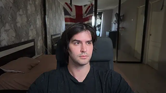 Snapshot of keanu_reevez chatting on 10/07/25, 10:12 keanu reevez online show from 10/07/25, 10:12