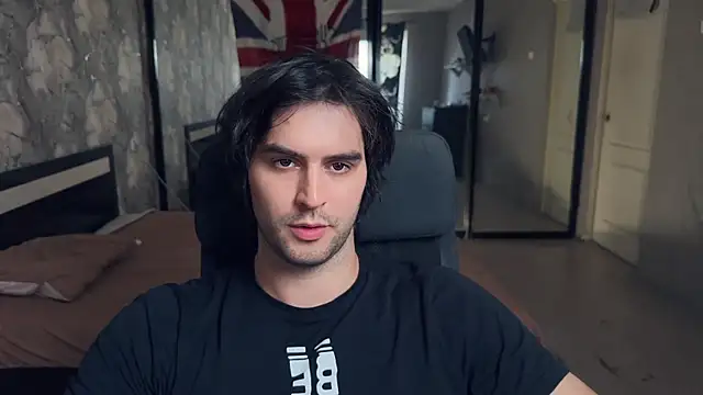 Snapshot of keanu_reevez chatting on 10/08/25, 11:52 keanu reevez online show from 10/08/25, 11:52